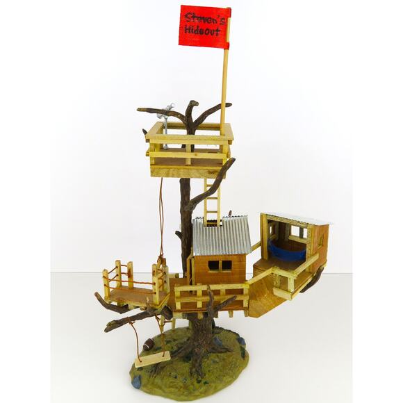 Lemax Steven’s Hideout Treehouse Village Collection w/ Kids Figures & Treehouse - Picture 3 of 16